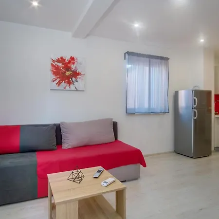 House Mirakul Апартаменты
